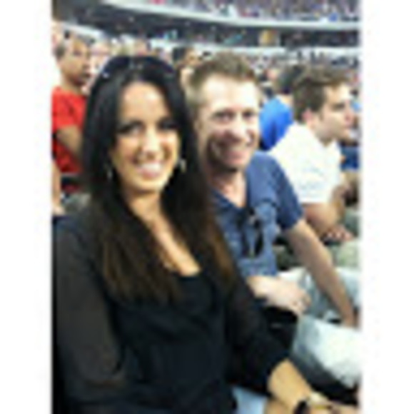 Meet your Posher, Stephanie - Picture 1 of 1